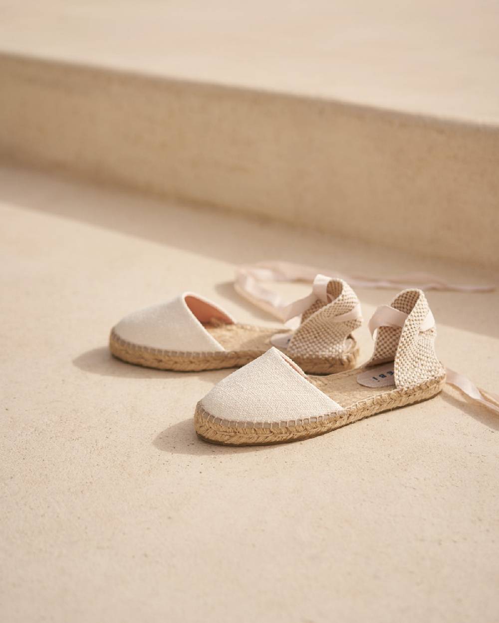 Manebí Organic Hemp Flat Valenciana Espadrilles - La Havana White Vendita