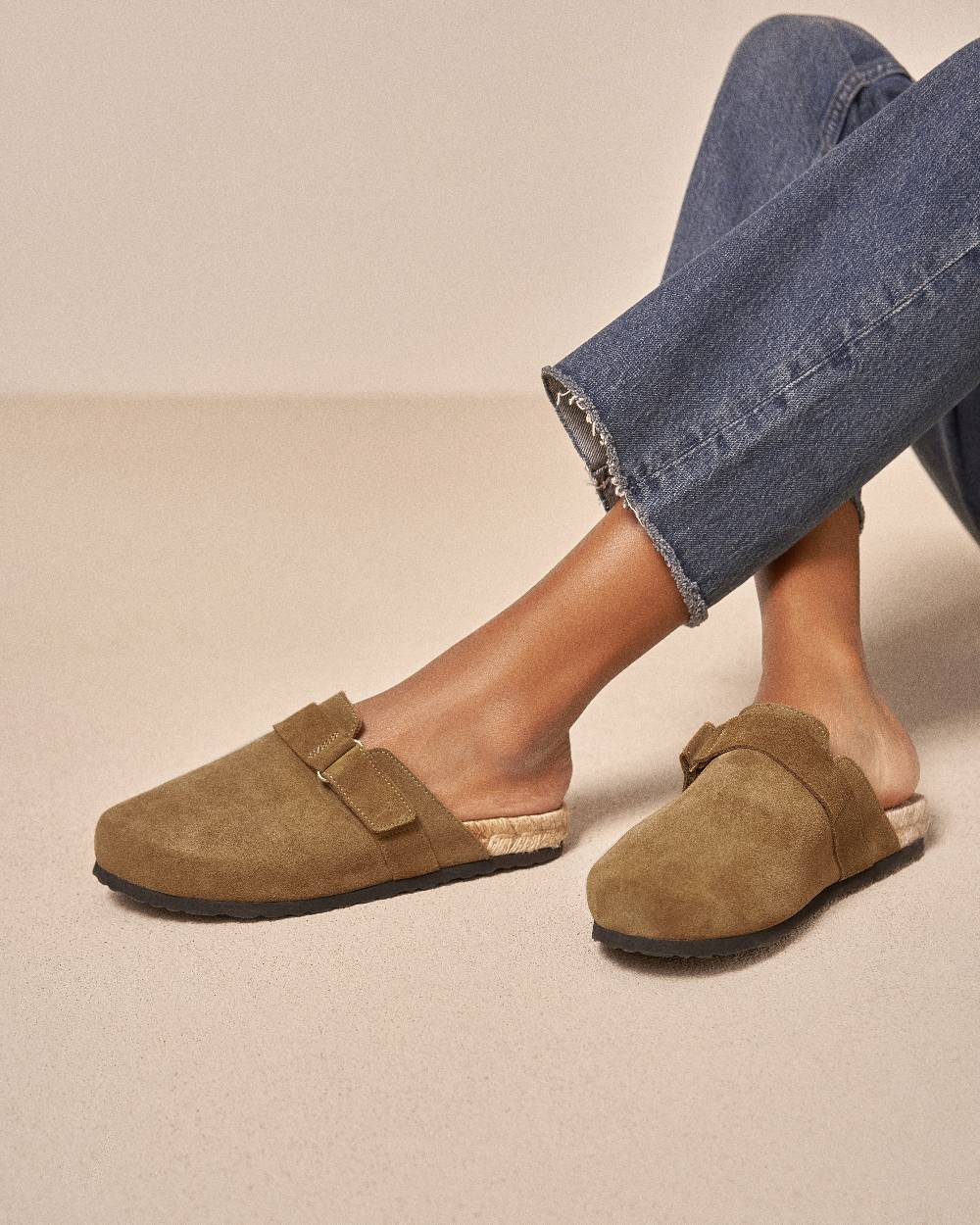 Manebí Suede Clog Mules - Hamptons Kaki Green Hotsell