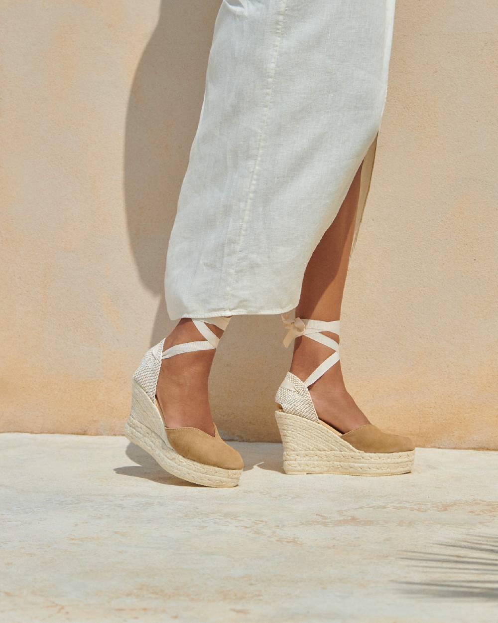 Manebí Soft Suede Heart-Shaped|Wedge Espadrilles - Hamptons Vintage Taupe Spedizione Gratuita