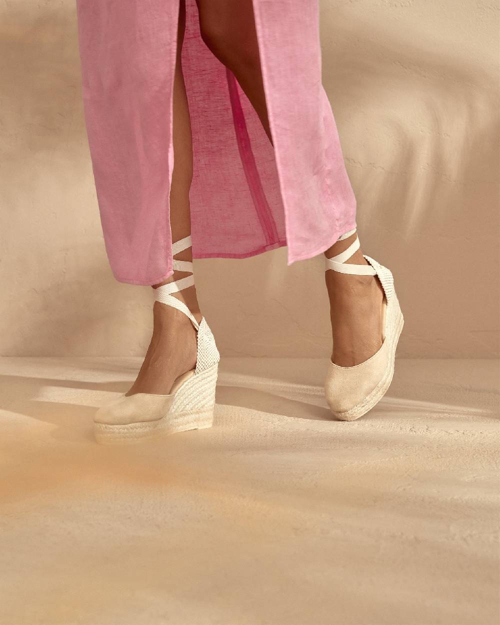Manebí Soft Suede Wedge Espadrilles - Hamptons Champagne Beige Promozione Limitata