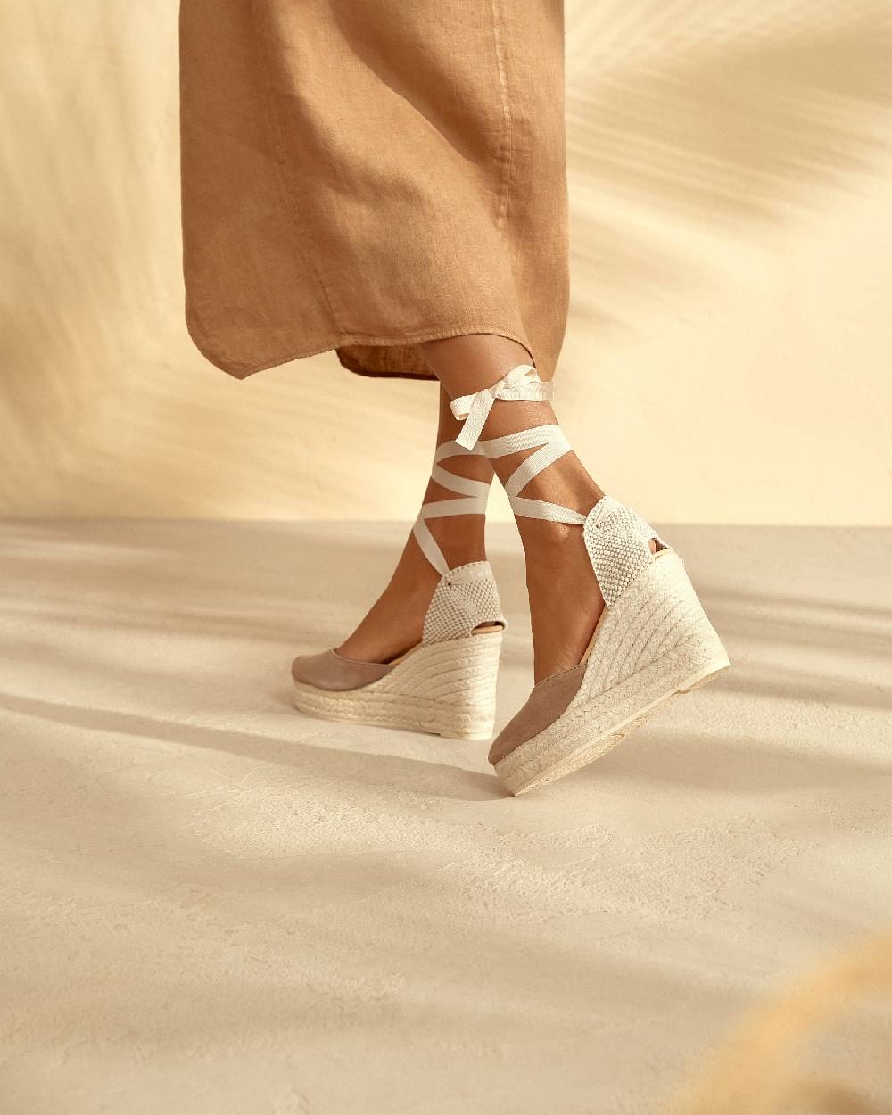 Manebí Soft Suede Wedge Espadrilles - Hamptons Vintage Taupe Fino Al -60%