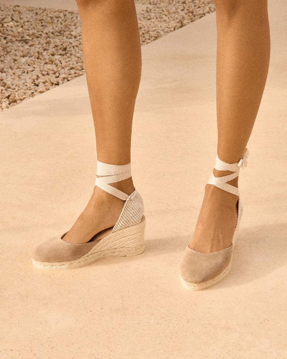 Manebí Soft Suede Low Wedge Espadrilles - Hamptons Vintage Taupe Convenienza