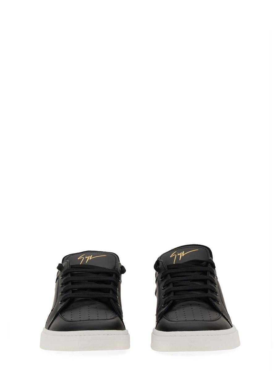 GIUSEPPE ZANOTTI SNEAKER IN PELLE CON LOGO Liquidazione