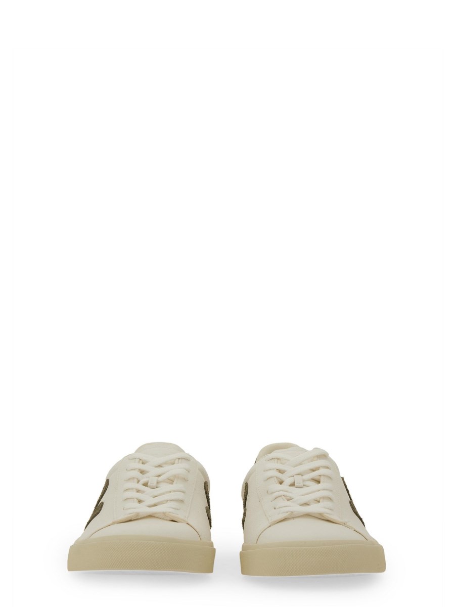 VEJA SNEAKER CAMPO IN PELLE Sconto