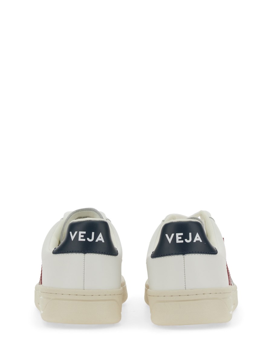 VEJA SNEAKER V-12 IN PELLE Economico