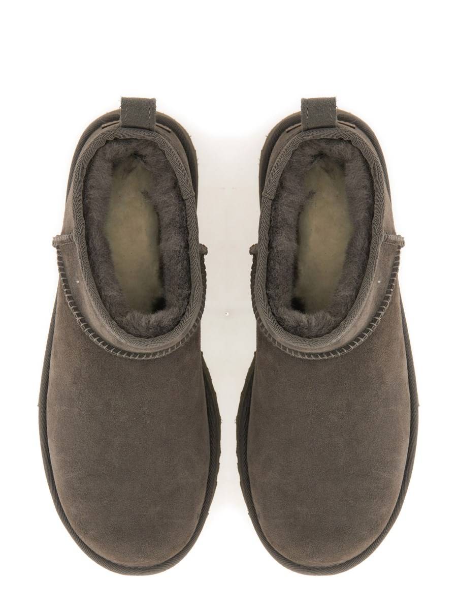 UGG STIVALE CLASSIC ULTRA MINI IN PELLE Online