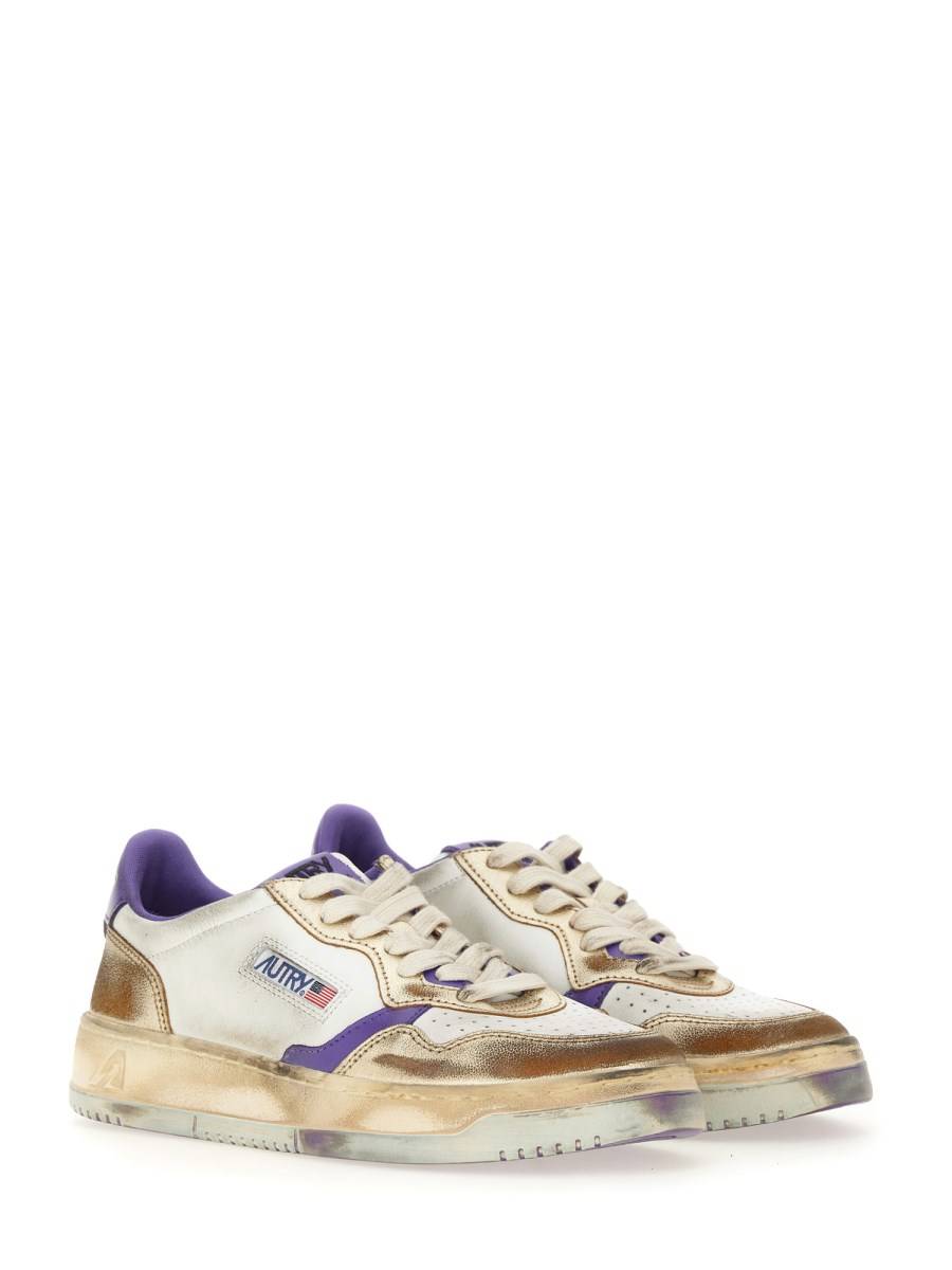 AUTRY SNEAKER SUPER VINTAGE IN PELLE CON LOGO In Vendita