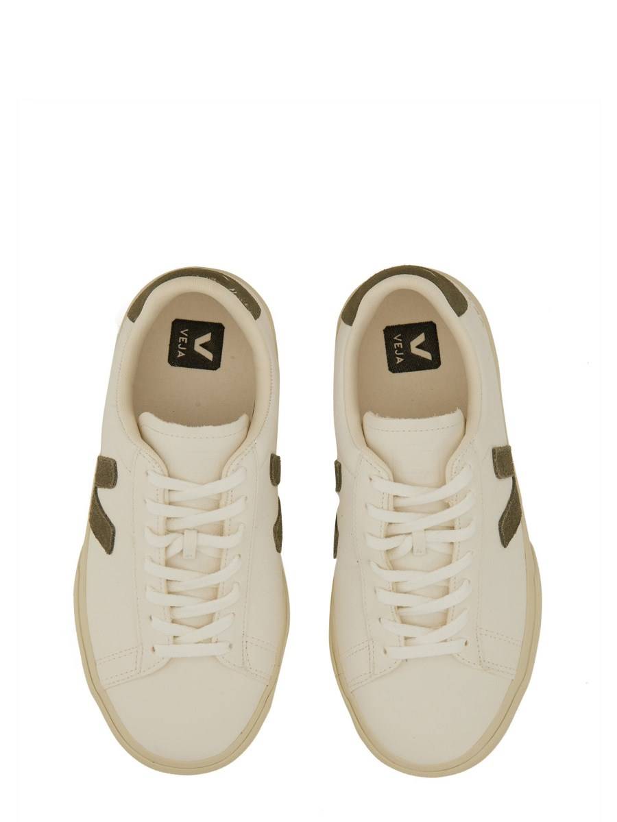 VEJA SNEAKER CAMPO IN PELLE Bestseller