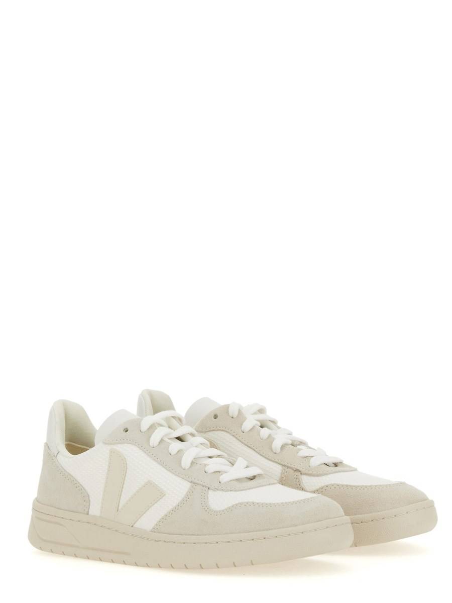 VEJA SNEAKER V-10 IN PELLE Liquidazione