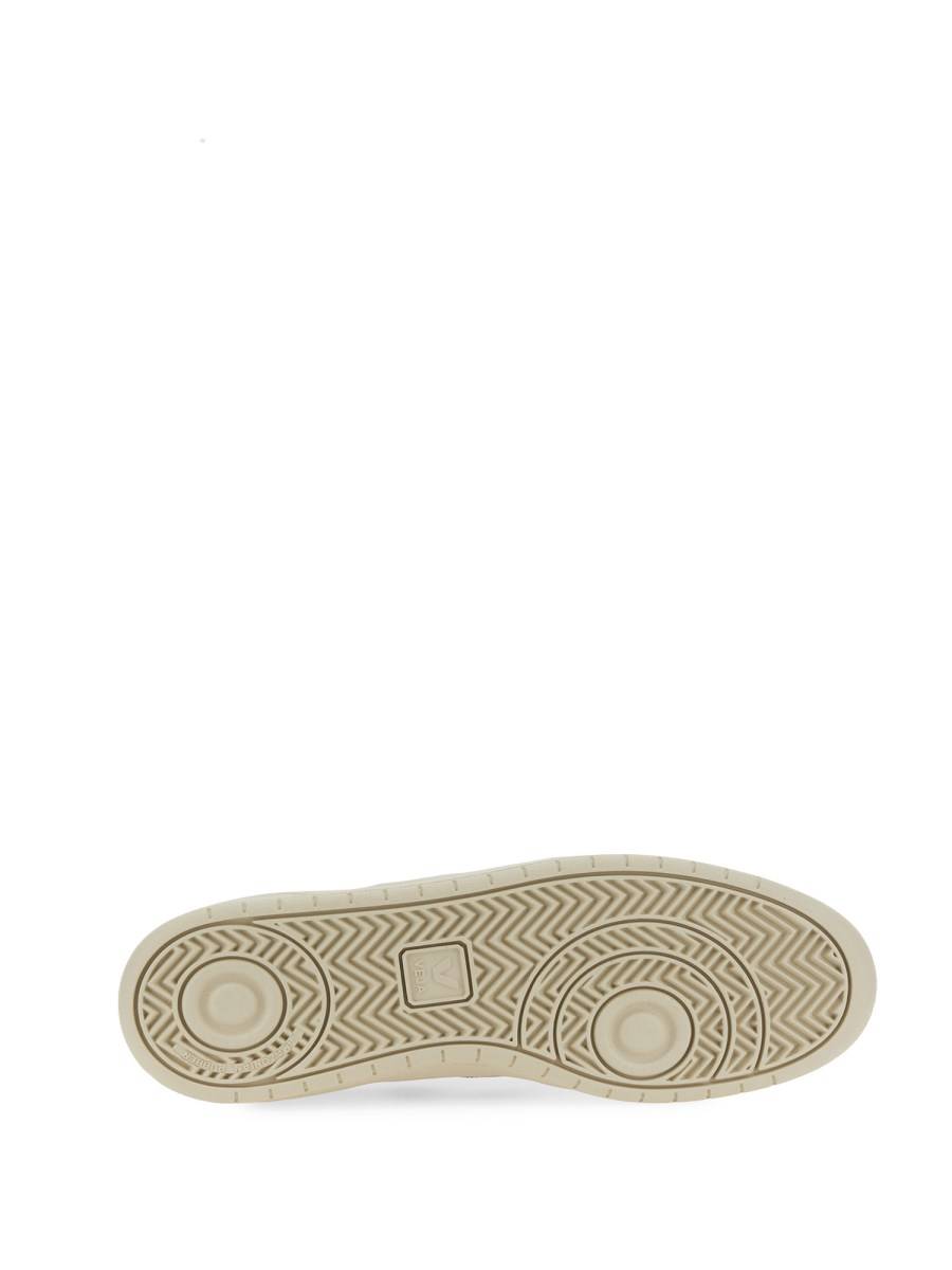 VEJA SNEAKER V-12 IN PELLE Offerte speciali