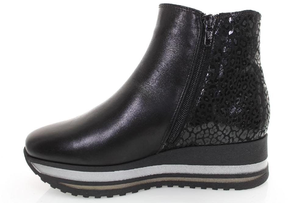 Soffice Sogno Stivaletto in pelle con elastico Novità