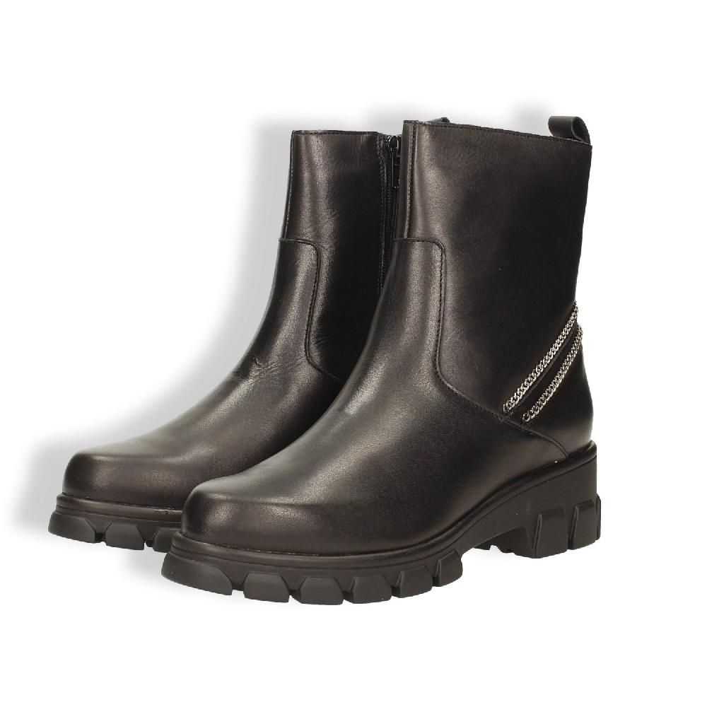Tata Italia Stivaletti in vera pelle con zip decorativa. Tacco alto 6cm Comprane uno, ottenene uno gratis