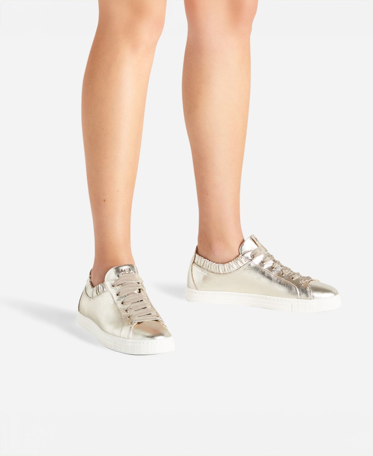Agl Sneaker in pelle metallizzata Platino Suzie Outlet