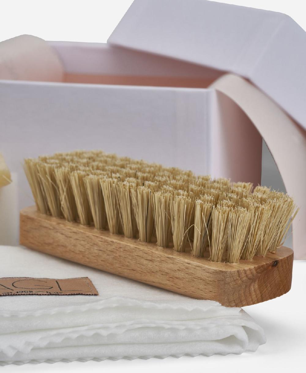 Agl Prodotti per pelle scamosciata Bianco Kit di pulizia per suede e vernice Saldi
